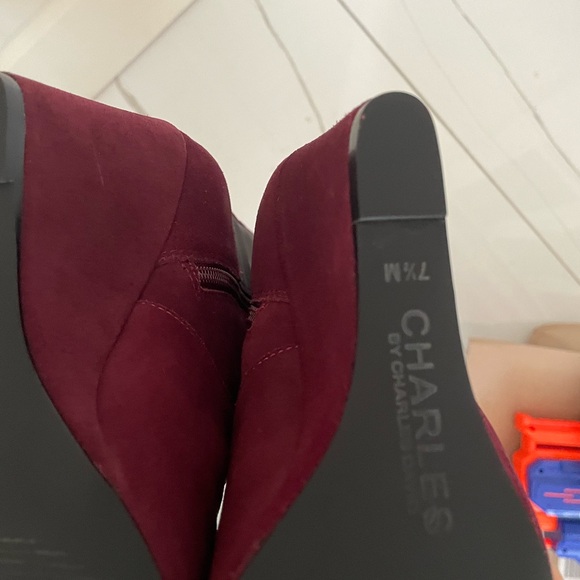 Charles by Charles David Edie
Suede Leather Tall Wedge Boots Color Merlot - Picture 5 of 5